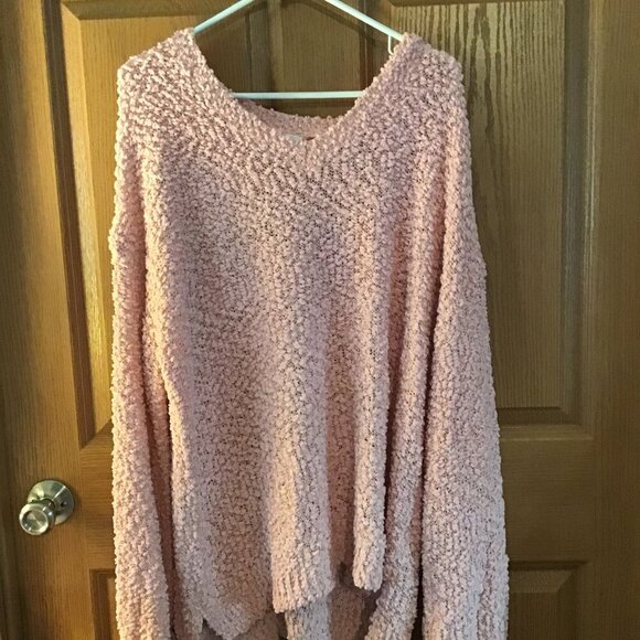 Macaron Sweater - Picture 1 of 2